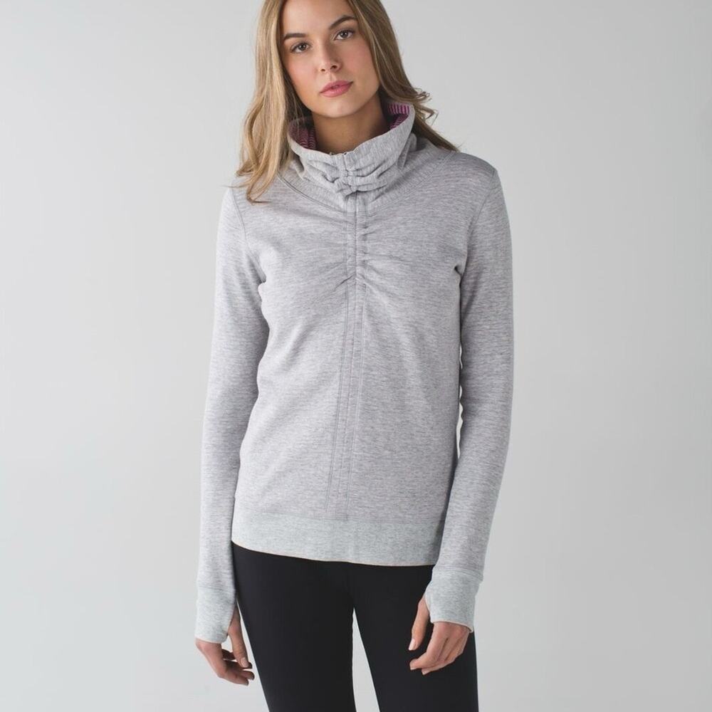 Lululemon In A Cinch Reversible Long Sleeve Pullover Cowl Grey Pink Stripe 4
